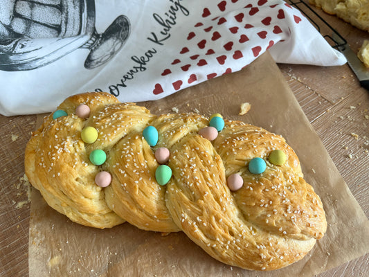 Sweet Slovenian Easter Bread