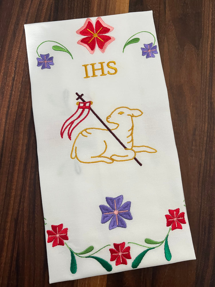Velikonočni Prtiček  | Slovenian Embroidered Linen for Žegen | Handmade in Slovenia