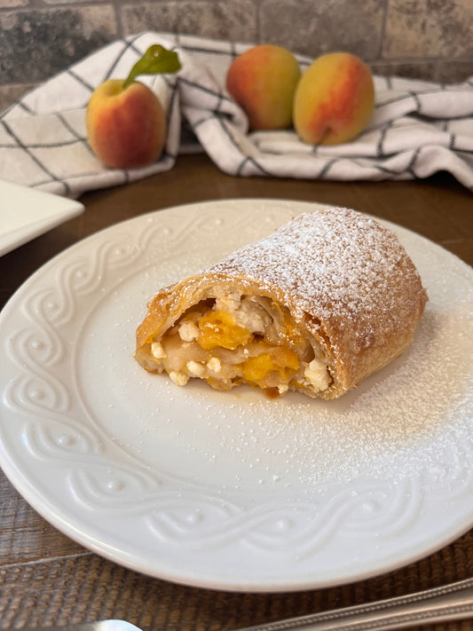 Homemade Strudel with Peach and Ricotta filling