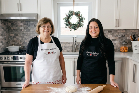 Slovenian Aprons