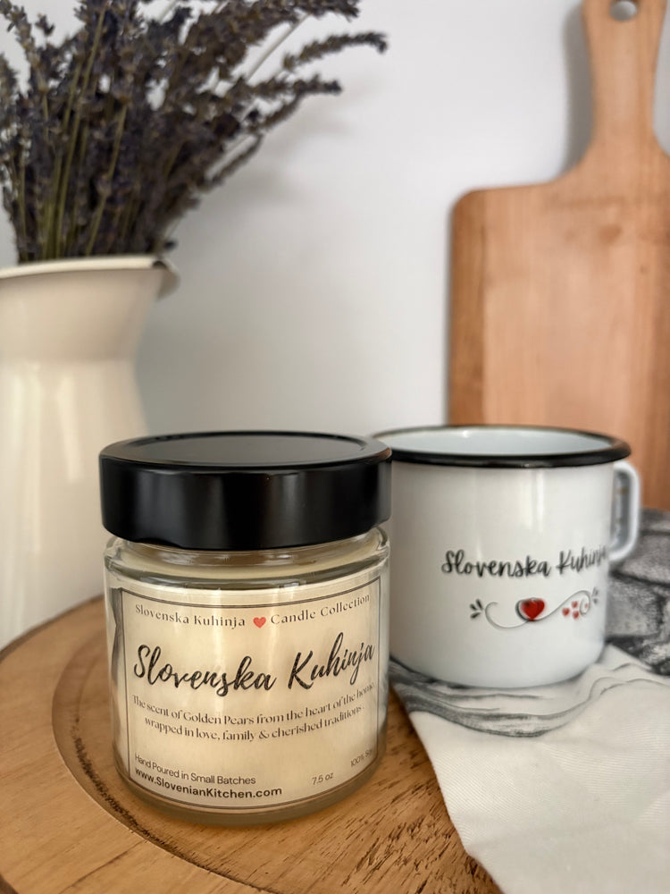 Slovenska Kuhinja Candle – Season’s Signature Slovenian Scent: Golden Pear, Apple & Winter Spices