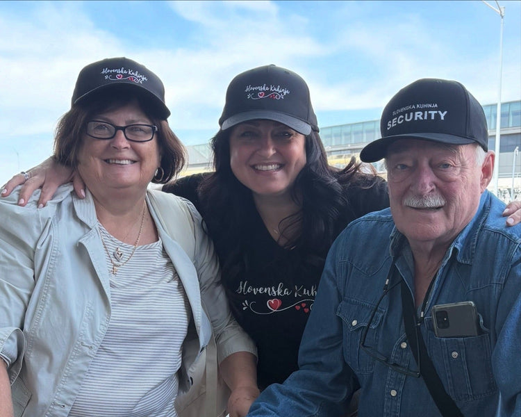 Slovenska Kuhinja Ponytail Baseball Cap – Embroidered | Polyester Pearl Nylon UPF50+