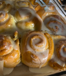 The BEST Potica-Rolls (Slovenian Orehove Potičke)