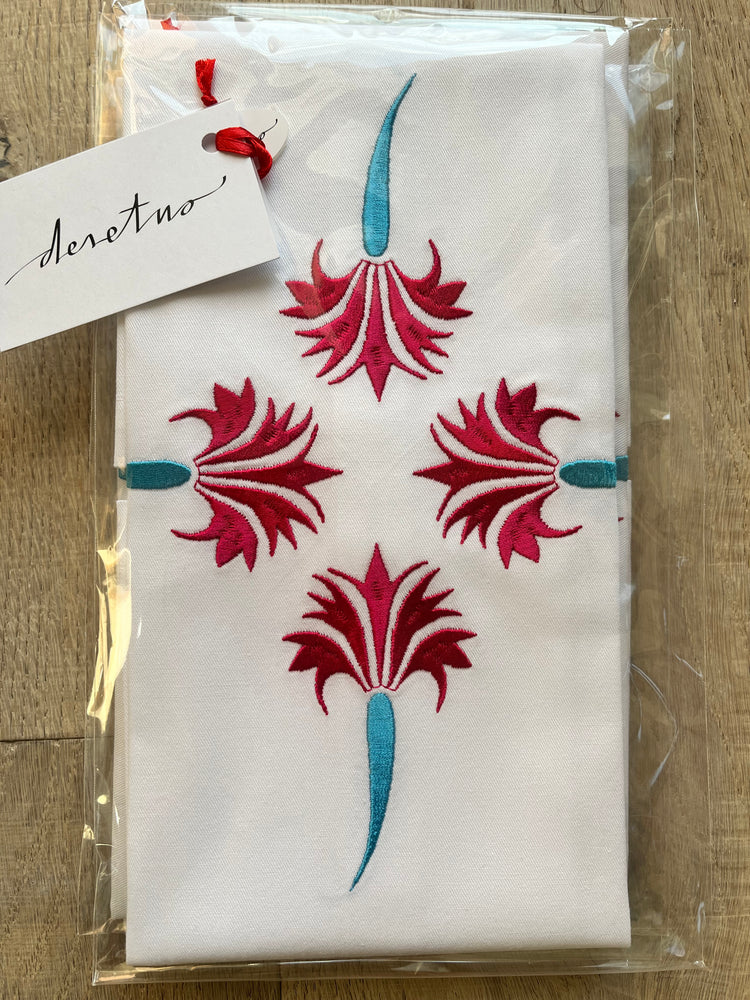 Velikonočni Prtiček | Slovenian Embroidered Napkin | Nageljčki | Handmade in Slovenia